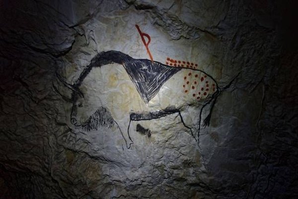 Découverte des peintures préhistoriques de Font de Gaume
